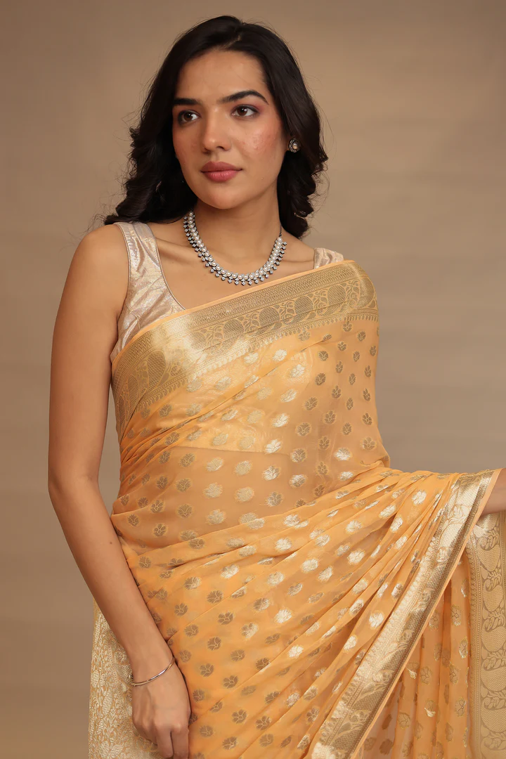 Weaving Banarasi Chiffon Saree